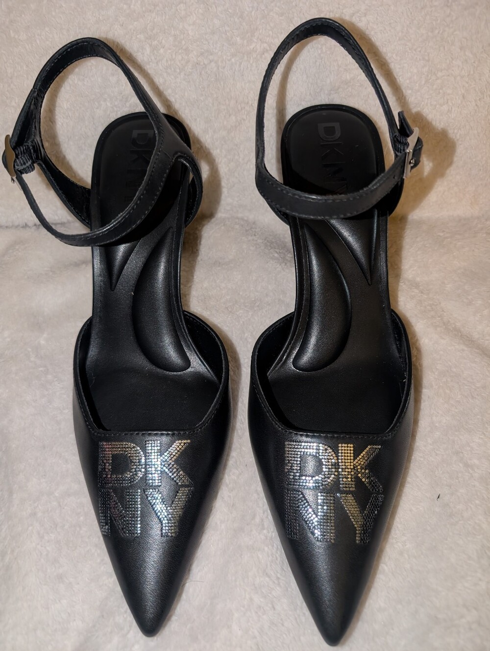 DKNY Ceana Sequins Mid Pump. Size 7